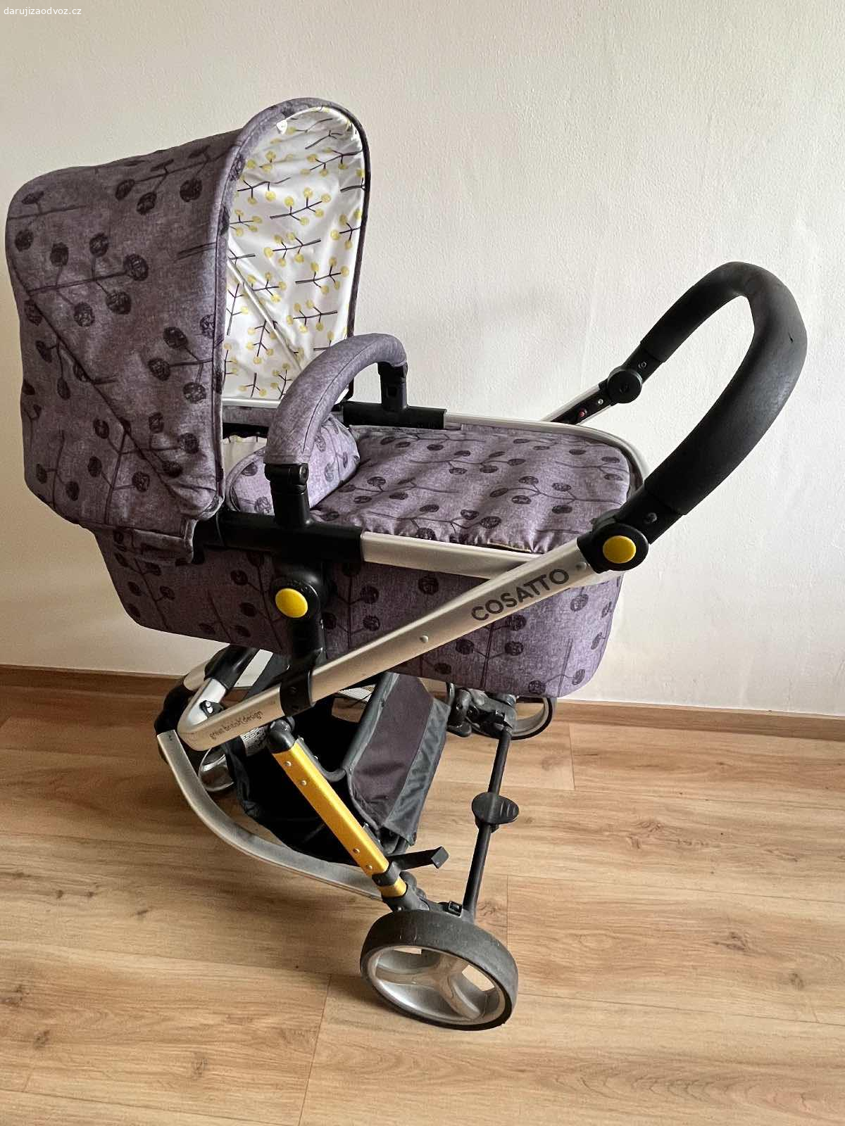 Kočárek Cosatto. Daruji kočárek od značky COSATTO po jednom dítěti. Pouze osobní odběr Plzeň