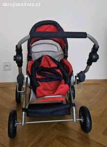 Kočárek pro panenku