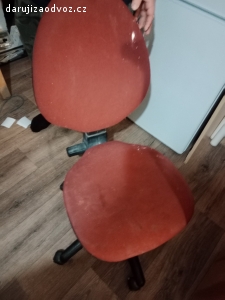 Kolečková židle