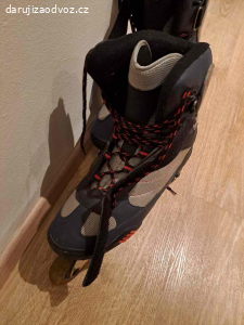 Kolečkové brusle Pro Roller Jurate, velikost 42-43