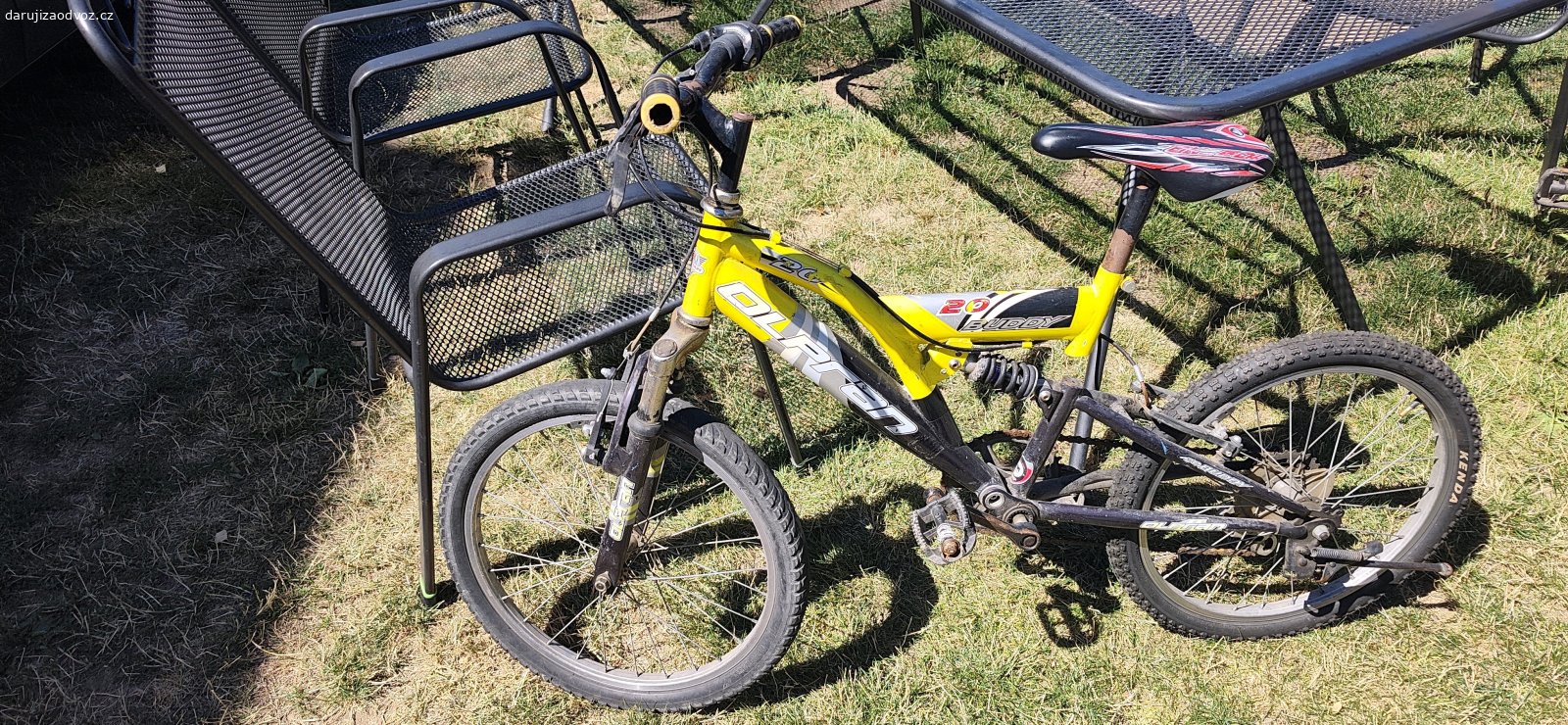 kolo Olpran za odvoz. Detske kolo Olpran,cca 13 let stare.plaste trochu zpuchrele,trochu orezle,rozbita slapka.ale pojizdne,prehazovacka Shimano.