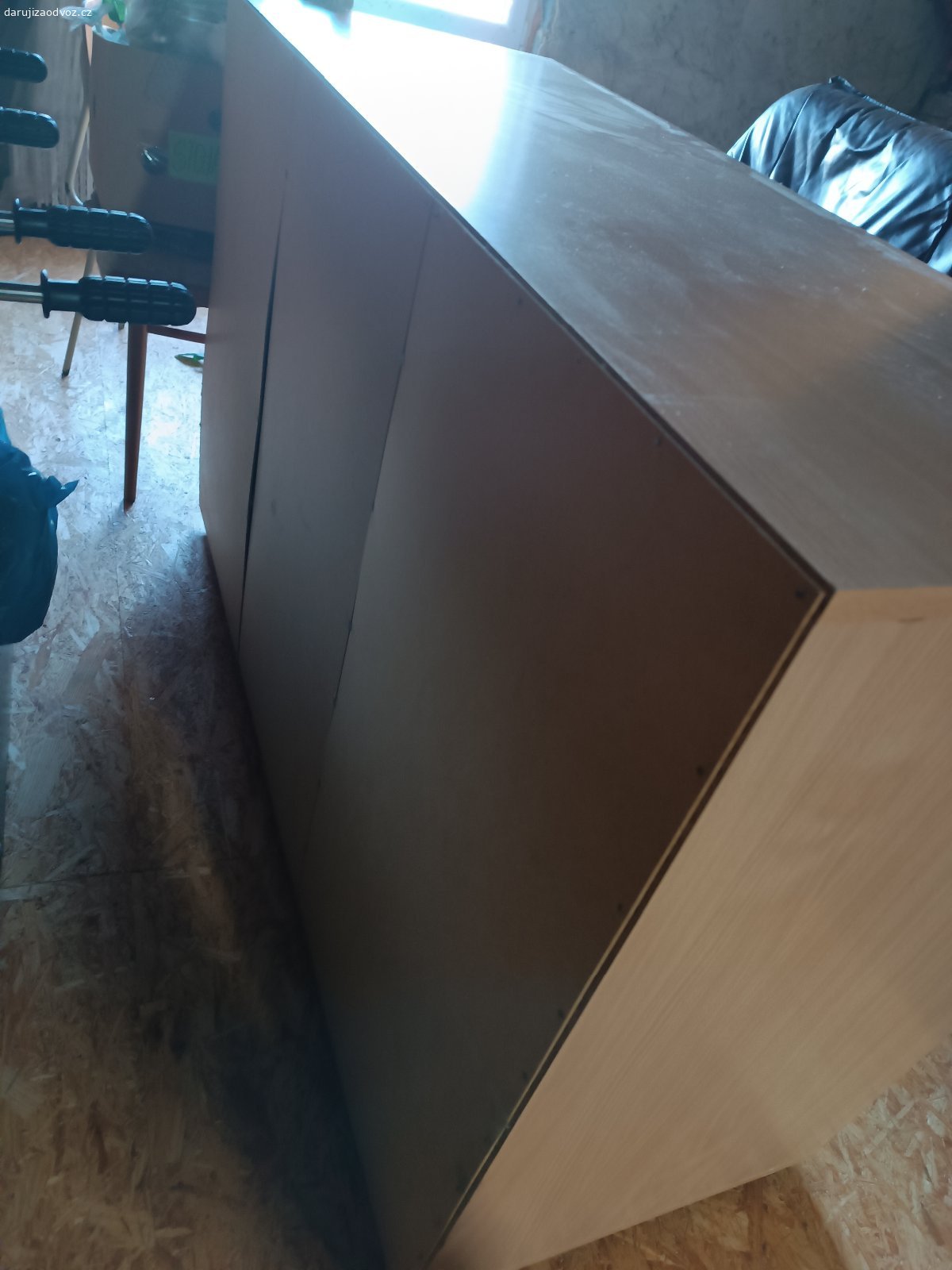 Komoda. Výška 87.5, hloubka 50, šířka 135 cm