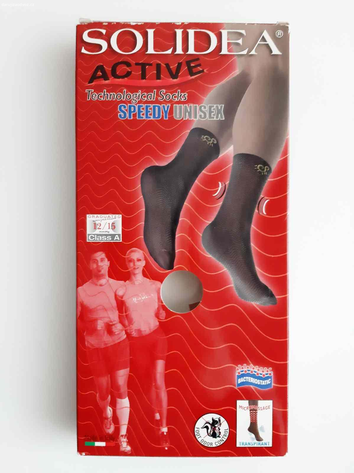 Kompresní ponožky Solidea, vel. M. Daruji unisex kompresní ponožky značky Solidea, velikost M. Jsou určeny pro obvod nad kotníkem 20 - 22 cm. Nenošené, pouze vyzkoušené.
Předání Praha, Karlovo náměstí, vedle prodejny Albert, mezi 18:00 a 20:00.