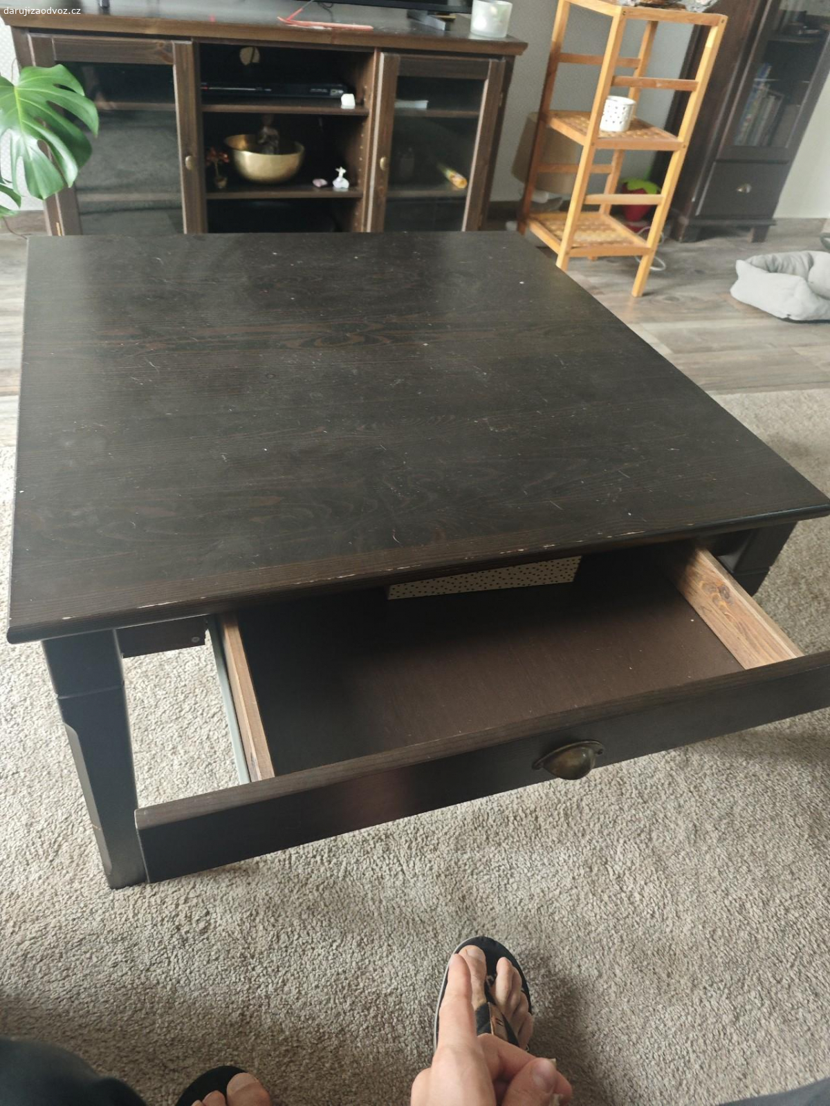 Konferecni stolek. Ikea, š90x d90x v55