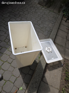 Koš na prádlo - plastový.