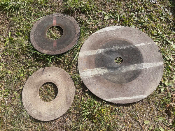 Brusné kotouče (průměr: 35 cm / 24 cm / 22 cm)