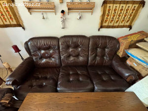 Koženková sedačka, 2 křesla i se stolkem