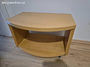 Daruji designový stolek z masivu