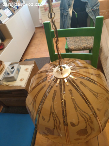 krásný retro lustr