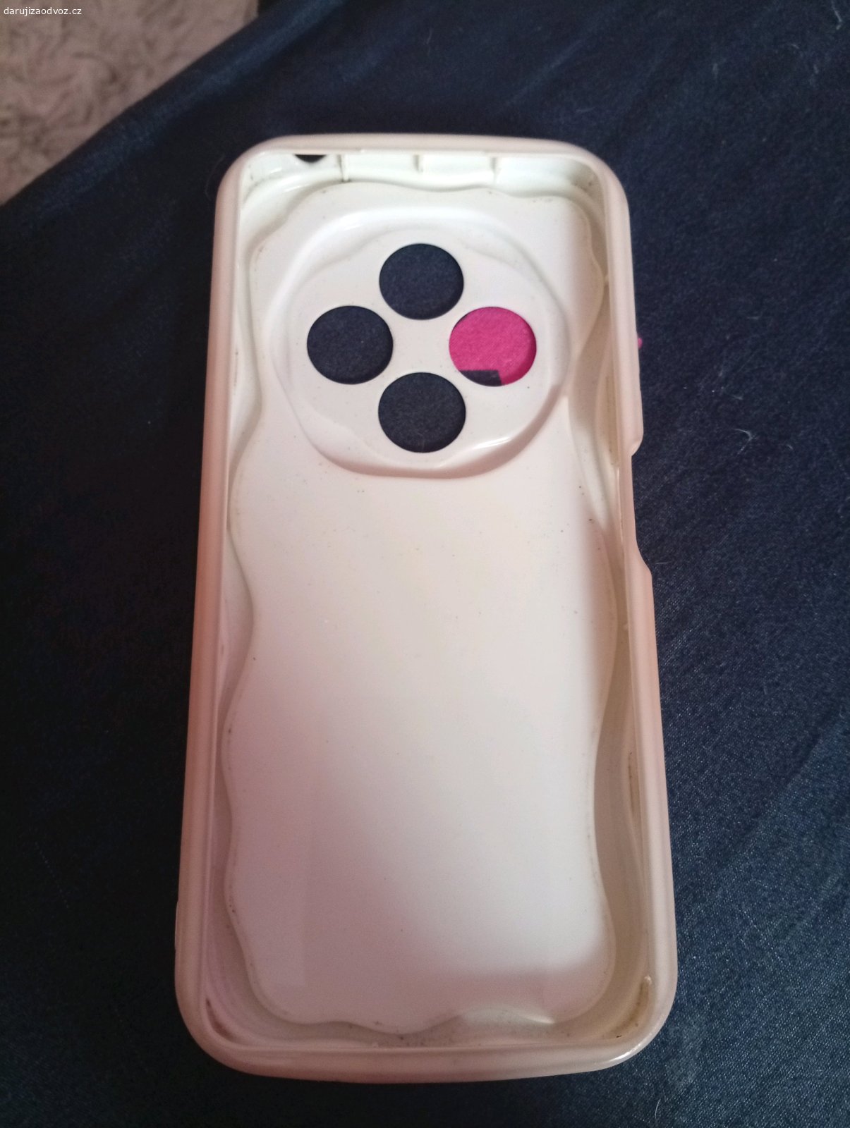 Kryt na mobilů Redmi 14C. Velmi dobrý