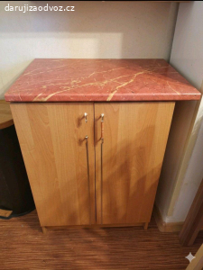 Kuchyň včetně dřezu + skříňka