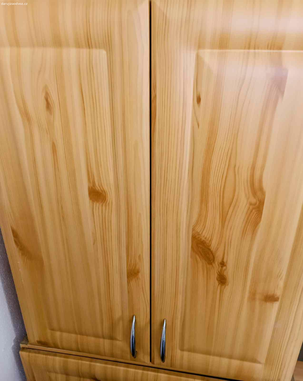 Kuchyňské skříňky horni. Top stav...horní skříňky...