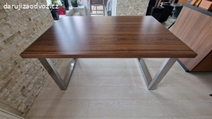 kuchyňský stůl 135x90