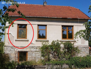 kvalitní plastové okno s kazovým sklem