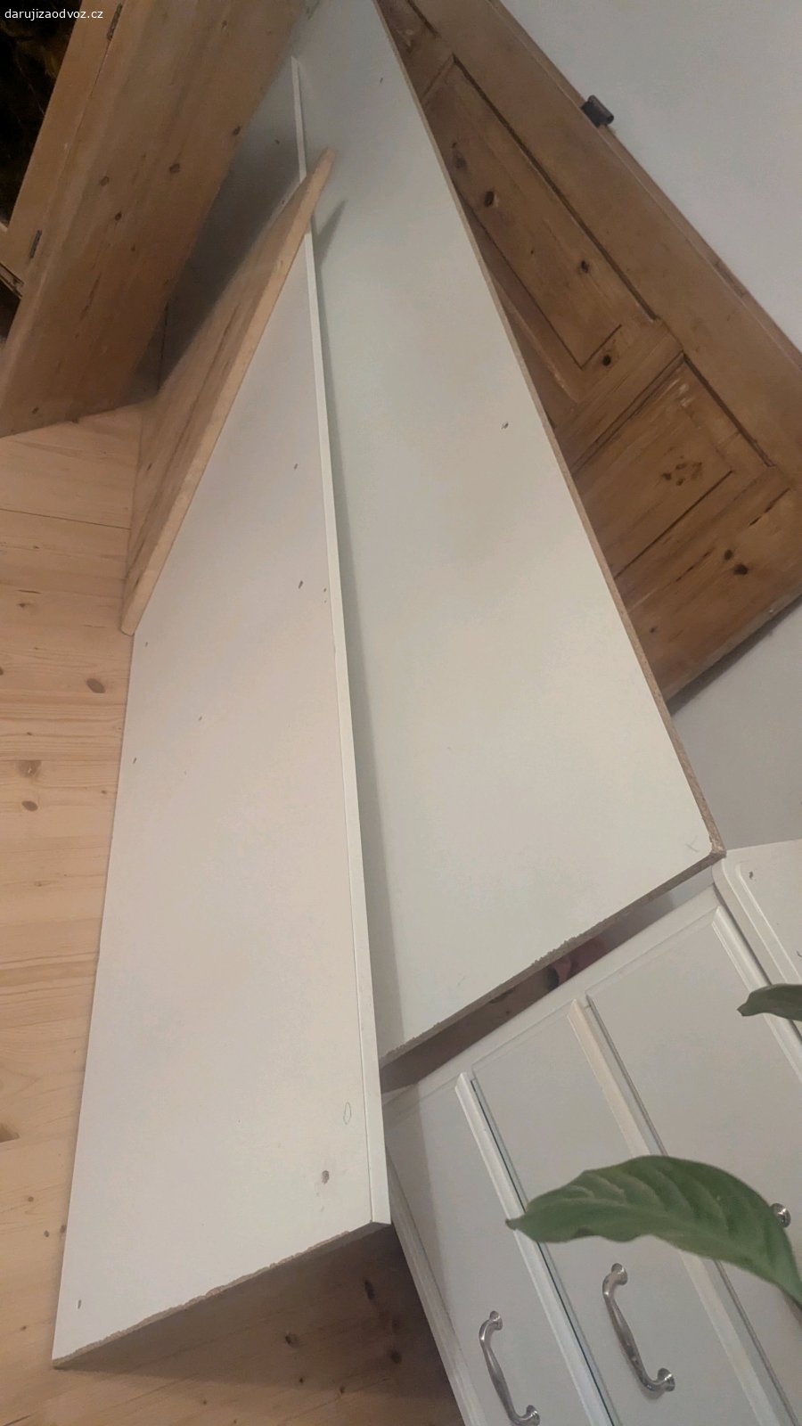 laminatove desky. odber jenom VSECH desek.
Ruzne velikosti:
1kus: 265x57
1kus: 206x55.5
10kusu: 56x55
2kusy: 117x56
3kusy: 56x76