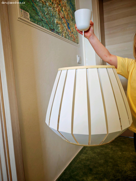 lampa závěsná