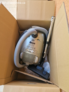 lux, vesak se zrcadlem, stolek