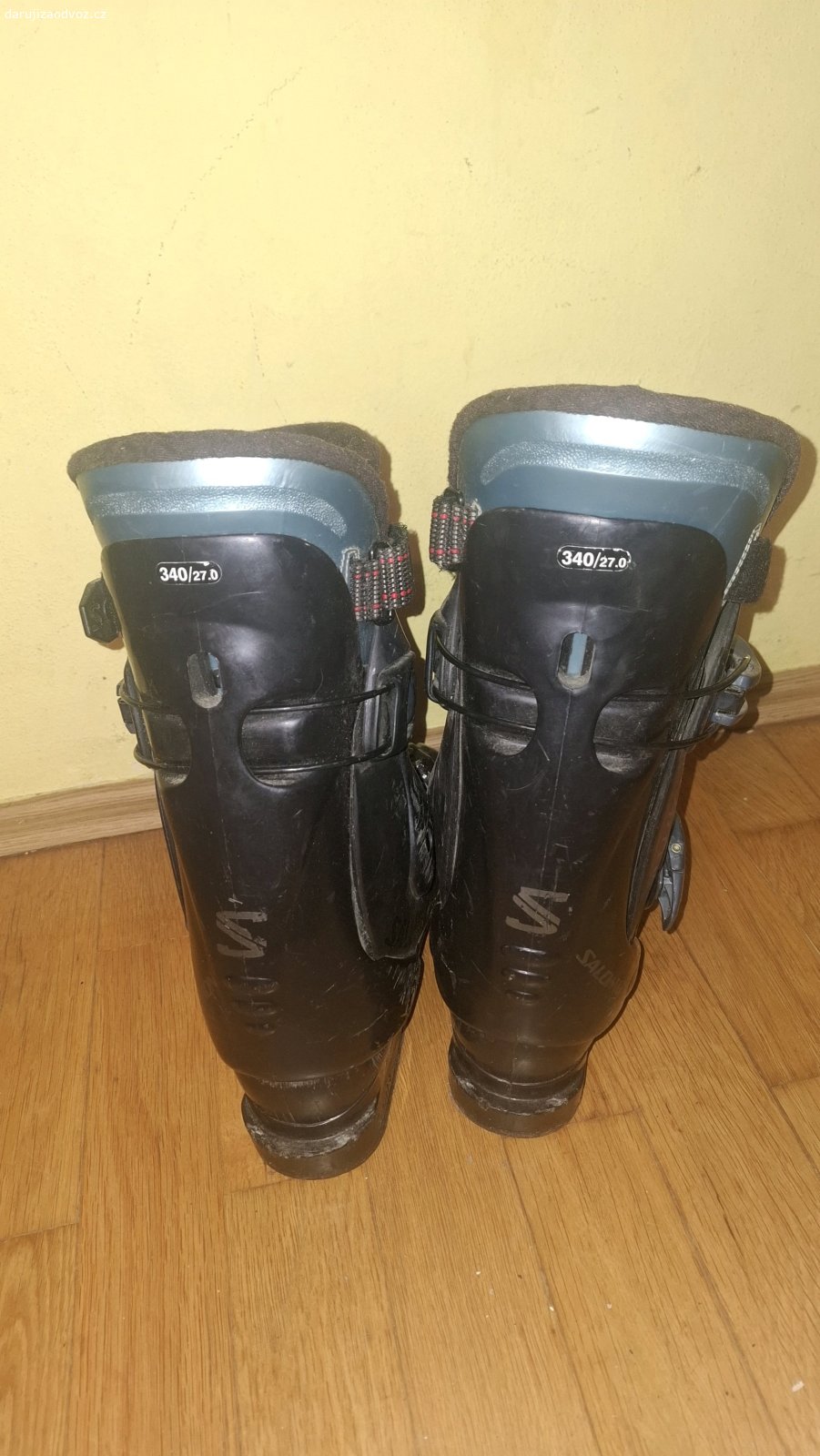 Lyzáky 340/27.0. Mohu poslat
