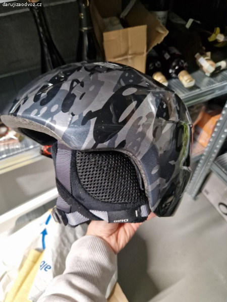 lyzarska/snb helma giro