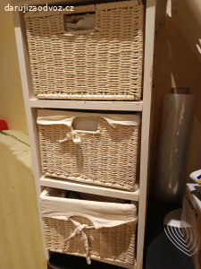 mala komoda bila se supliky