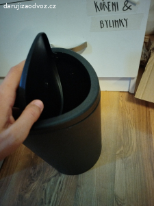 malý odpadkový koš