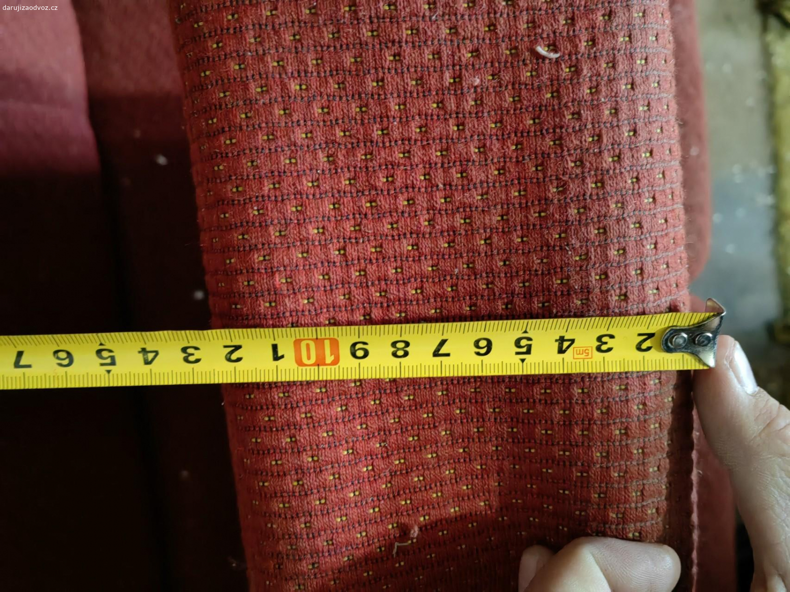 matrace. 3 ks matrací o rozměrech 63 cm x 43 cm, tloušťka 13 cm