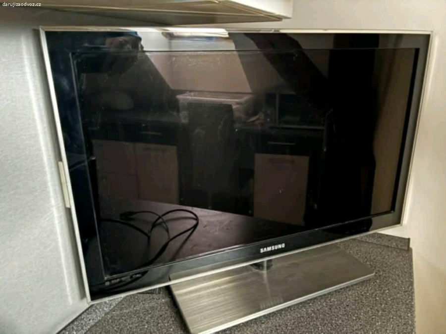 Menší TV