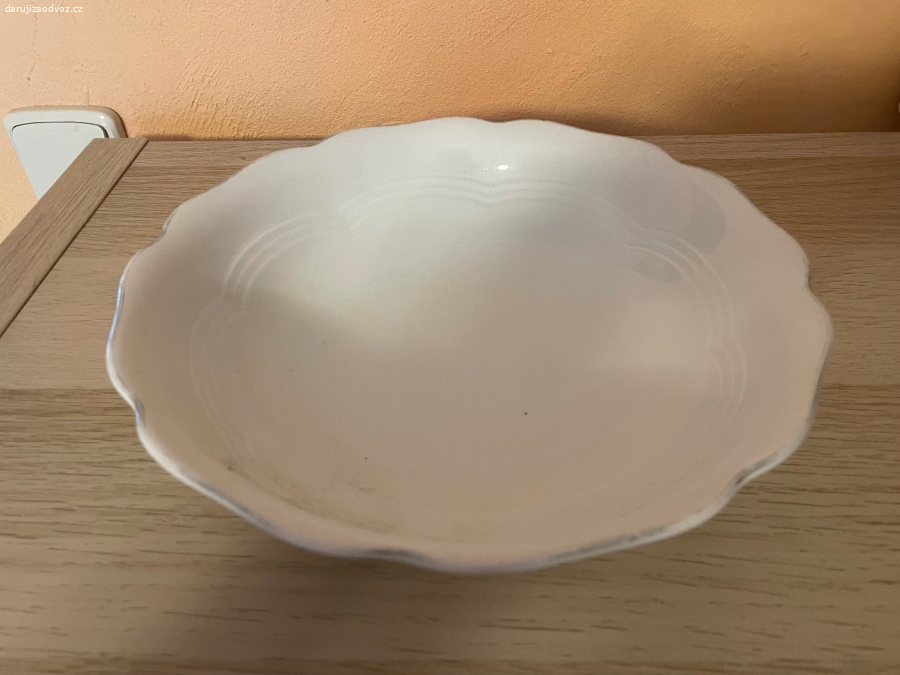 Porcelánová mísa - průměr cca 24 cm