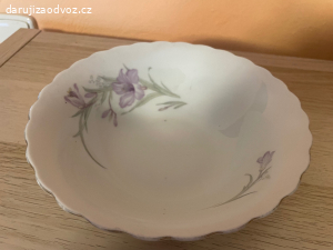 Porcelánová mísa - průměr cca 20 cm
