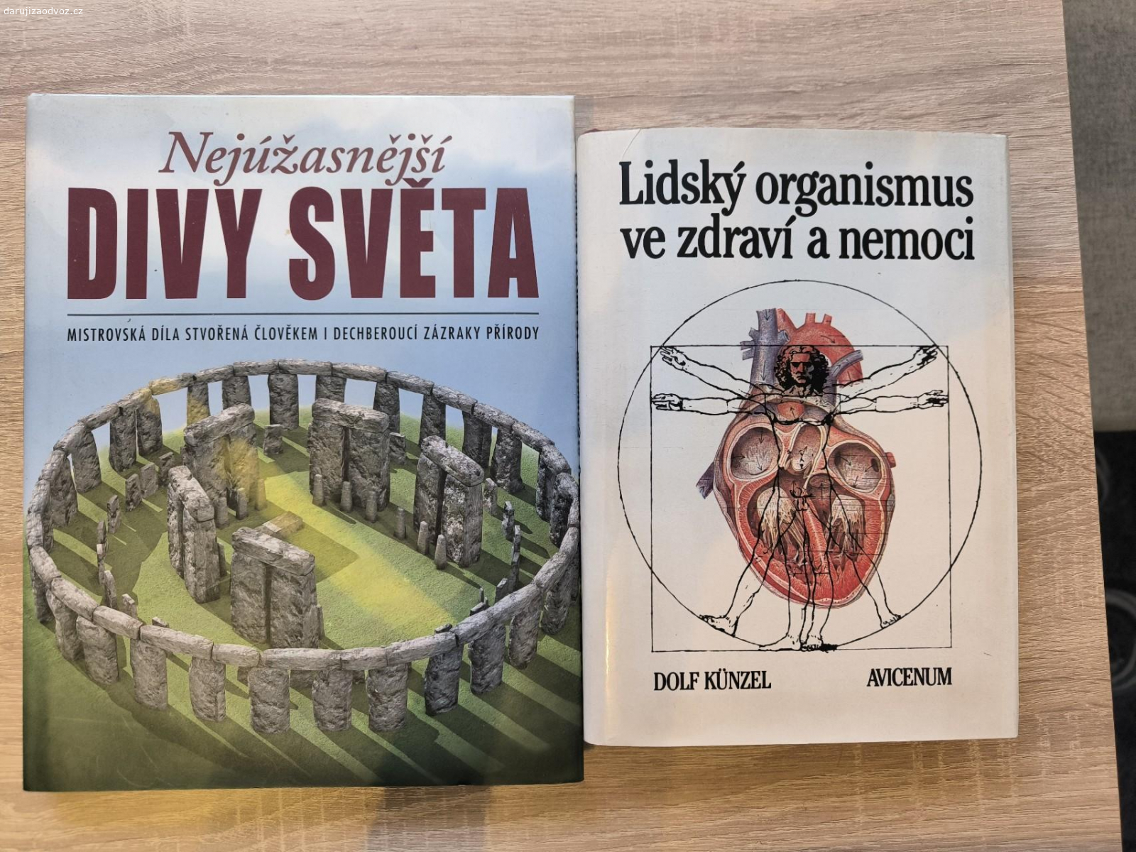 Mix knih. Daruji knihy různých žánrů. Pouze osobní odběr