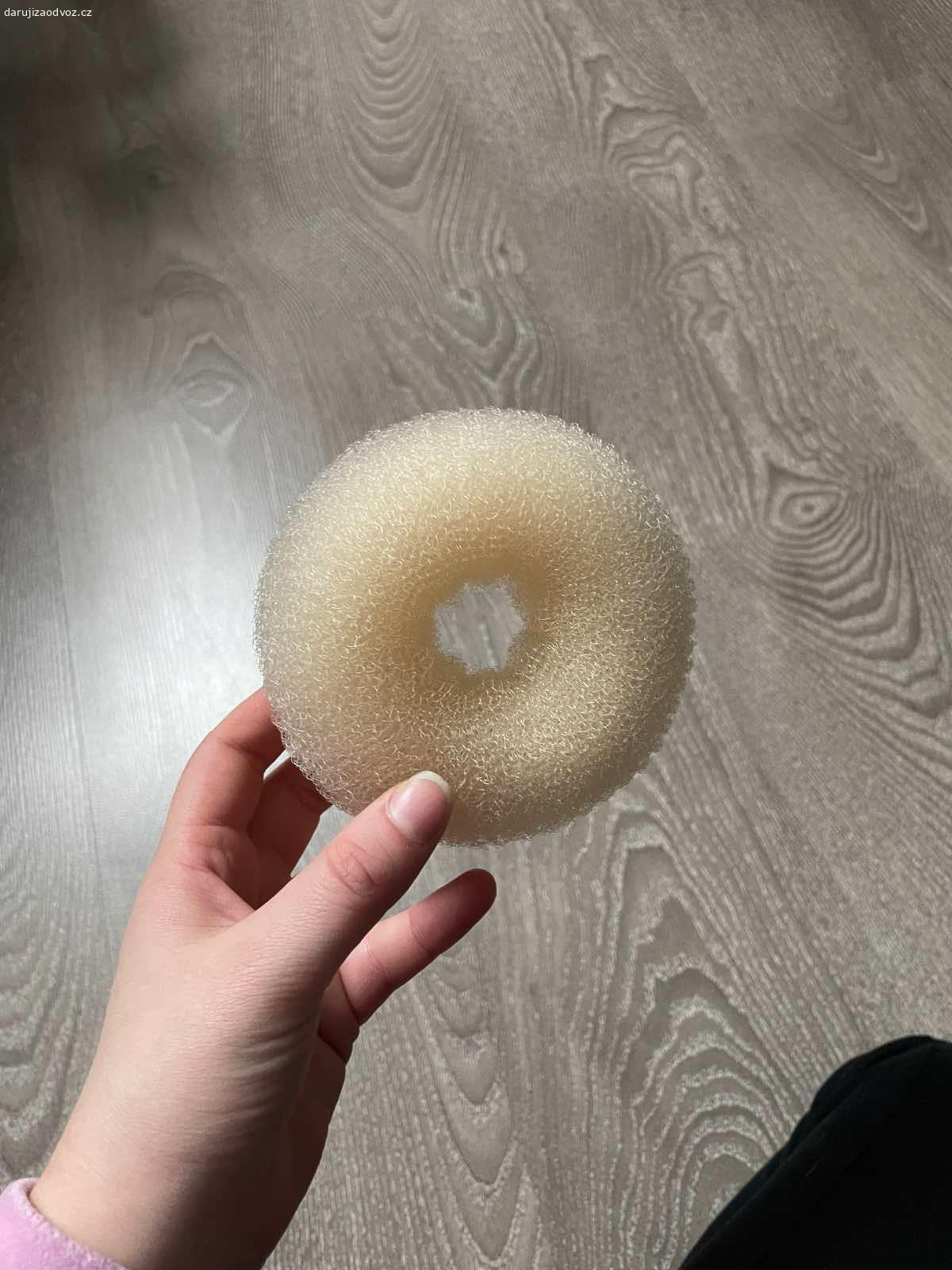 Mix. Nevezu, neposilam…po predchozi domluve vyzvednuti v Sedmihorkach/Turnove.  Davam prednost tem, co si vezmou vice veci. Prosim kontaktovat me na email.