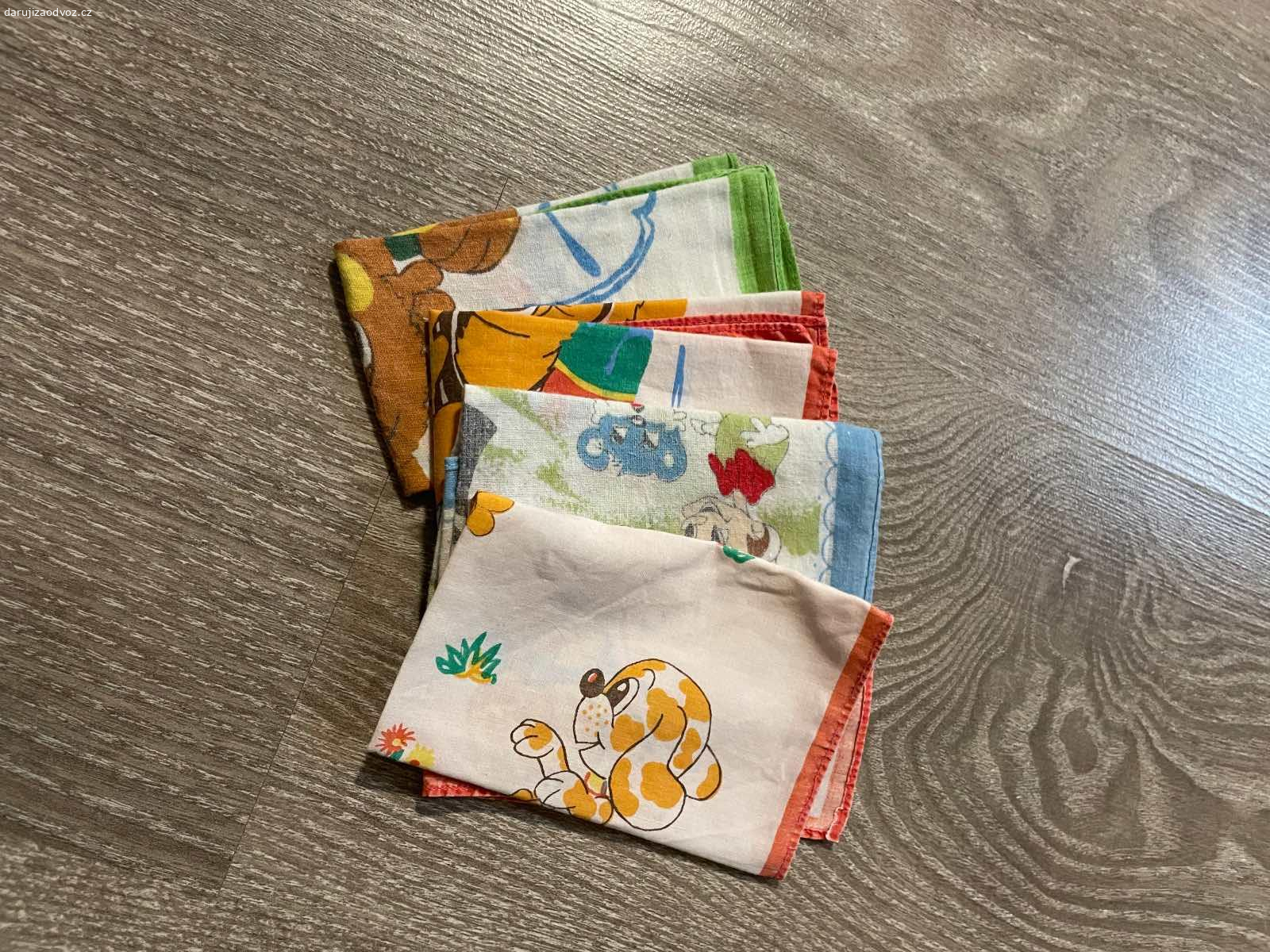 Mix. Nevezu, neposilam. Prednost ma ten, kdo si vezme vice veci a rychleji.