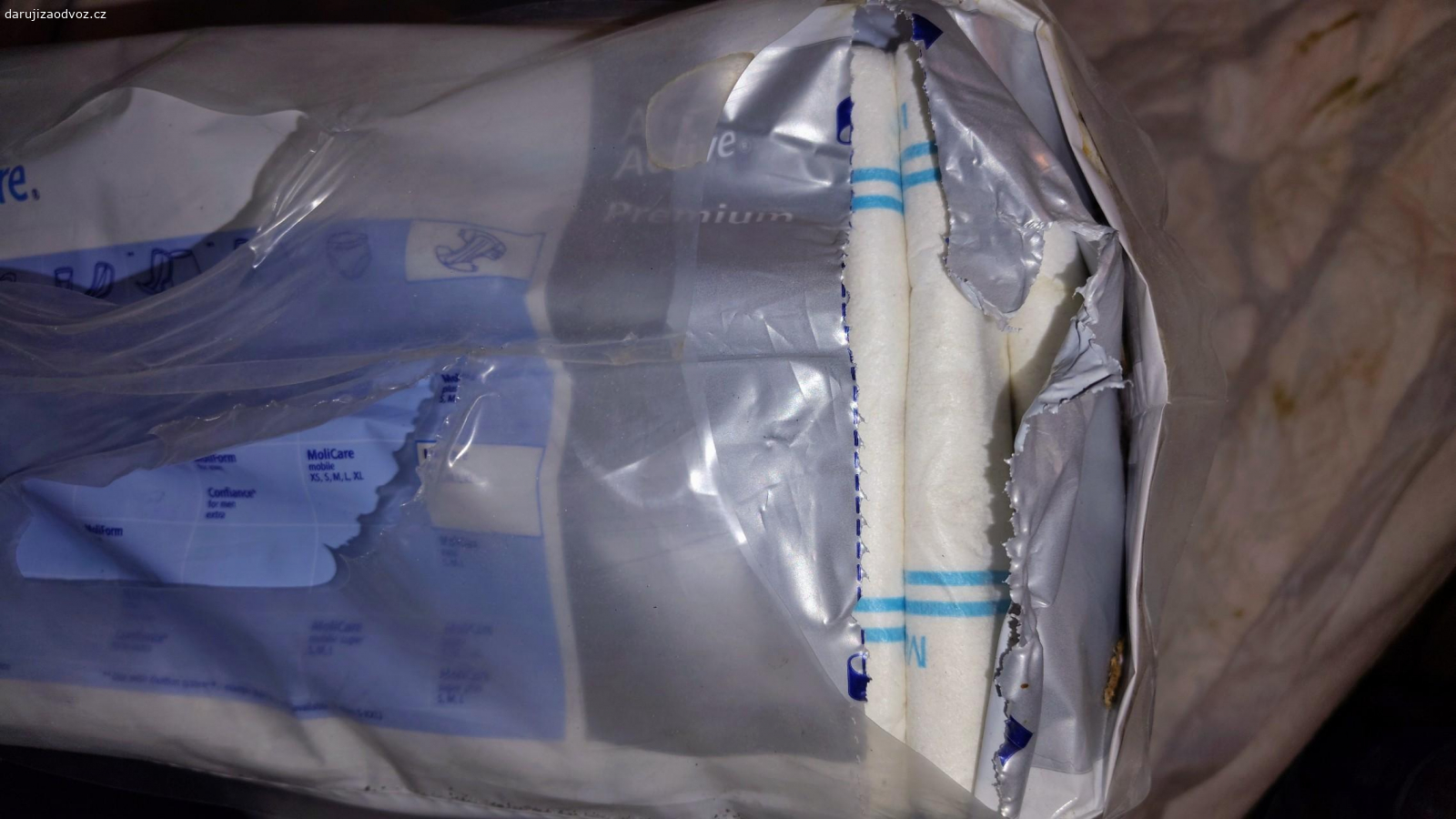 MoliCare interk. pleny vel. M. daruji balík plen velikost M, možná budou 2 ks odebrány ...takže bude jen 28ks v balení