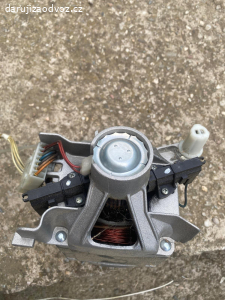 Motor z pračky Whirlpool AWO 9561