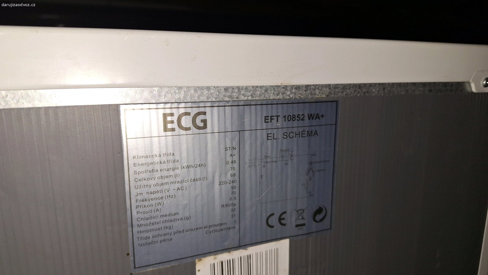mrazák ECG. mrazák, energetický štítek toho času A+, bez šuplíků, nepoužívaný cca 5 let
