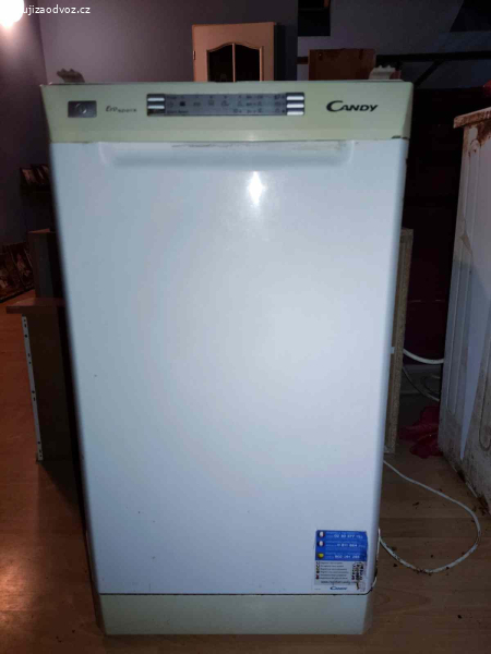Myčka nádobí Candy 60 cm