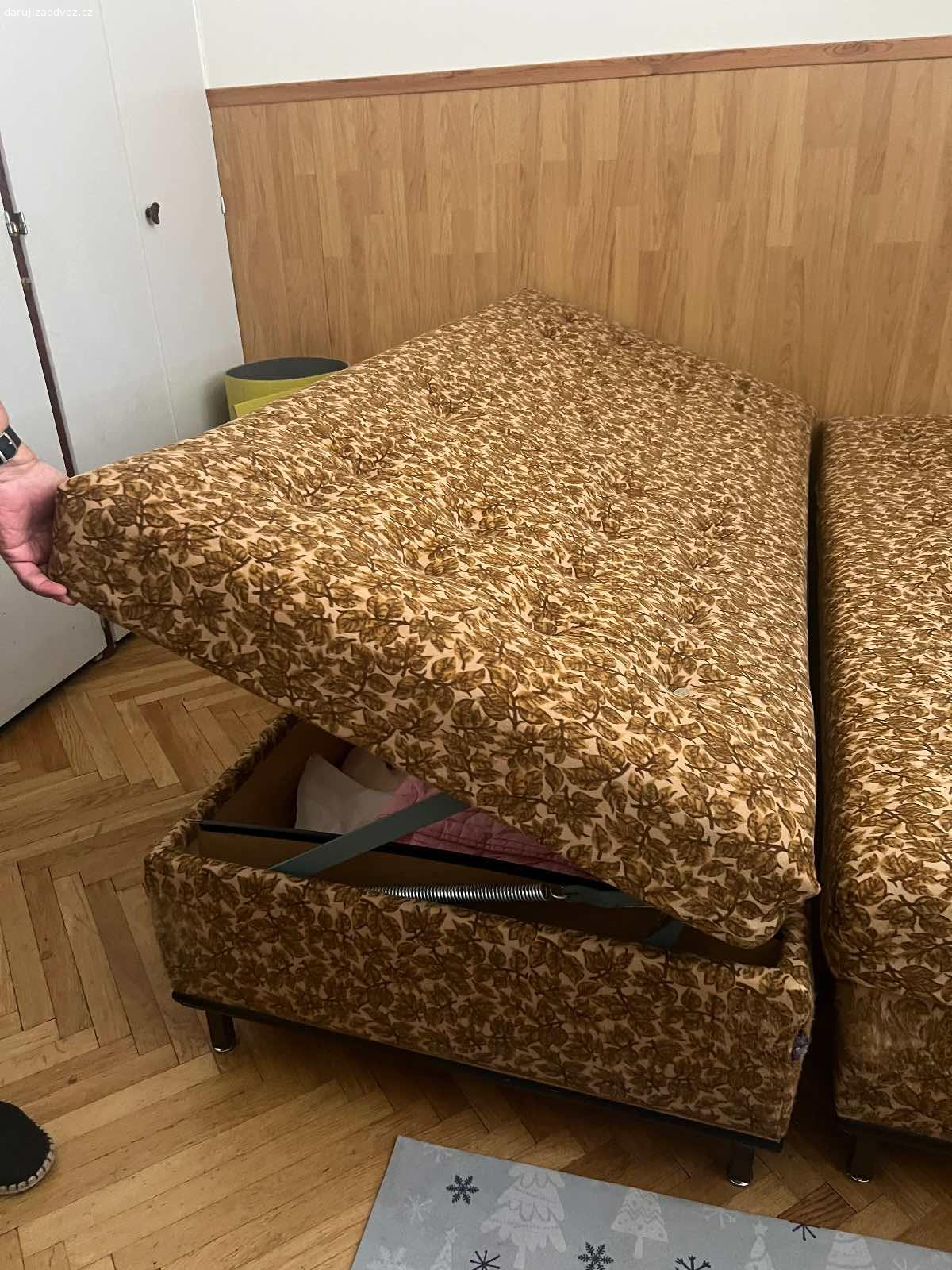 Nabytek a vybaveni za odvoz - Praha 6. Vyklizime byt na Praze 6, vyzvednuti co nejdrive.