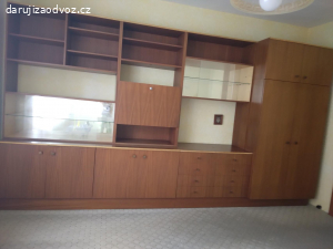 nábytková stěna