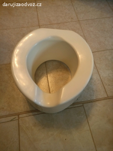 Nástavec na WC