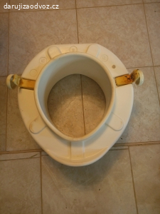Nástavec na WC