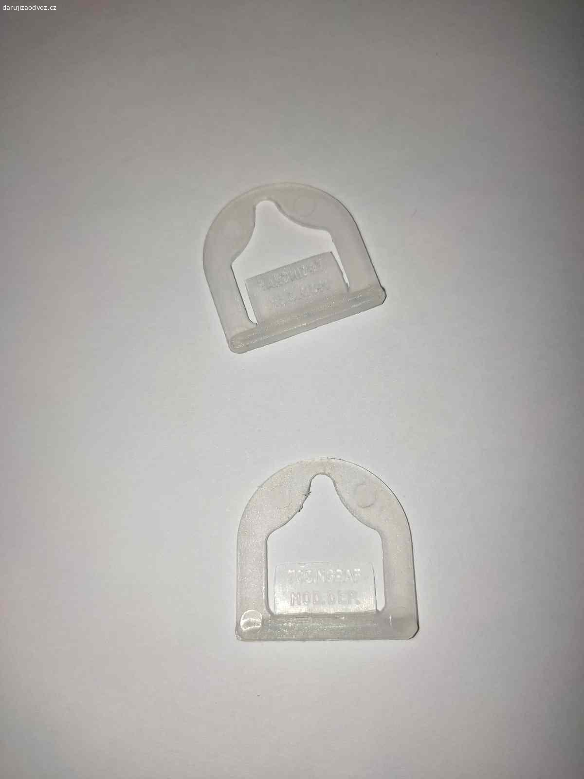 REZERVACE NÁSTĚNNÁ MAPA ČR. Automapa, rok vydání 2005. Včetně dvou závěsných plastových háčků.

Rozměr cca: 100 x 64,5 cm.