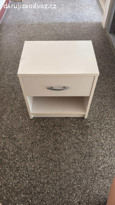 Noční stolek