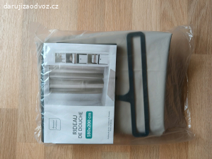 Nový závěs do koupelny