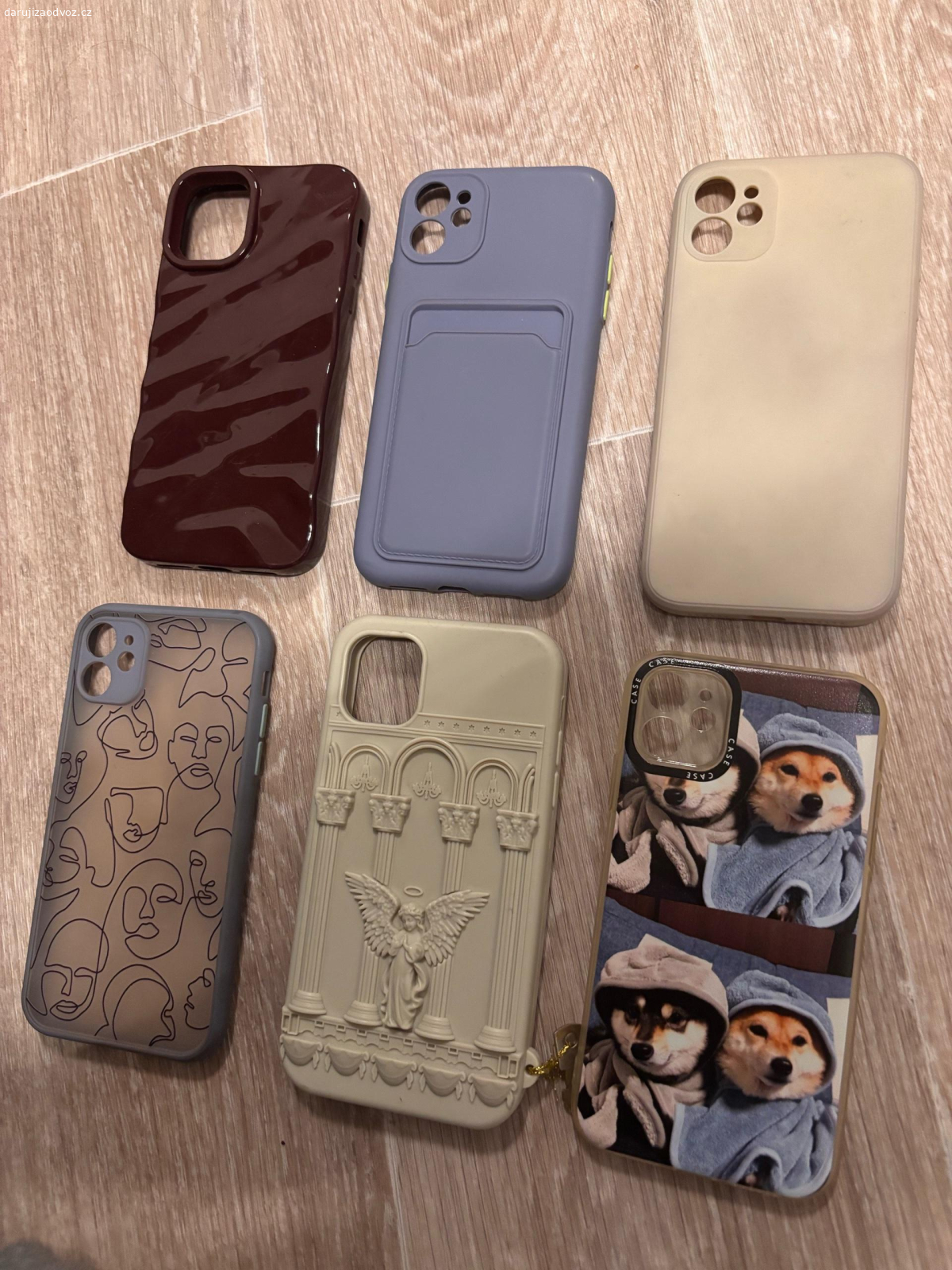 Obaly na iphone 11. Daruji 6 ks obalů, sedí na iphone 11
Nemají vady, jen už nevyužiju

V případě zájmu volejte/pište na mobil!!
Preferuji rychlé a slušně vychované zájemce:)