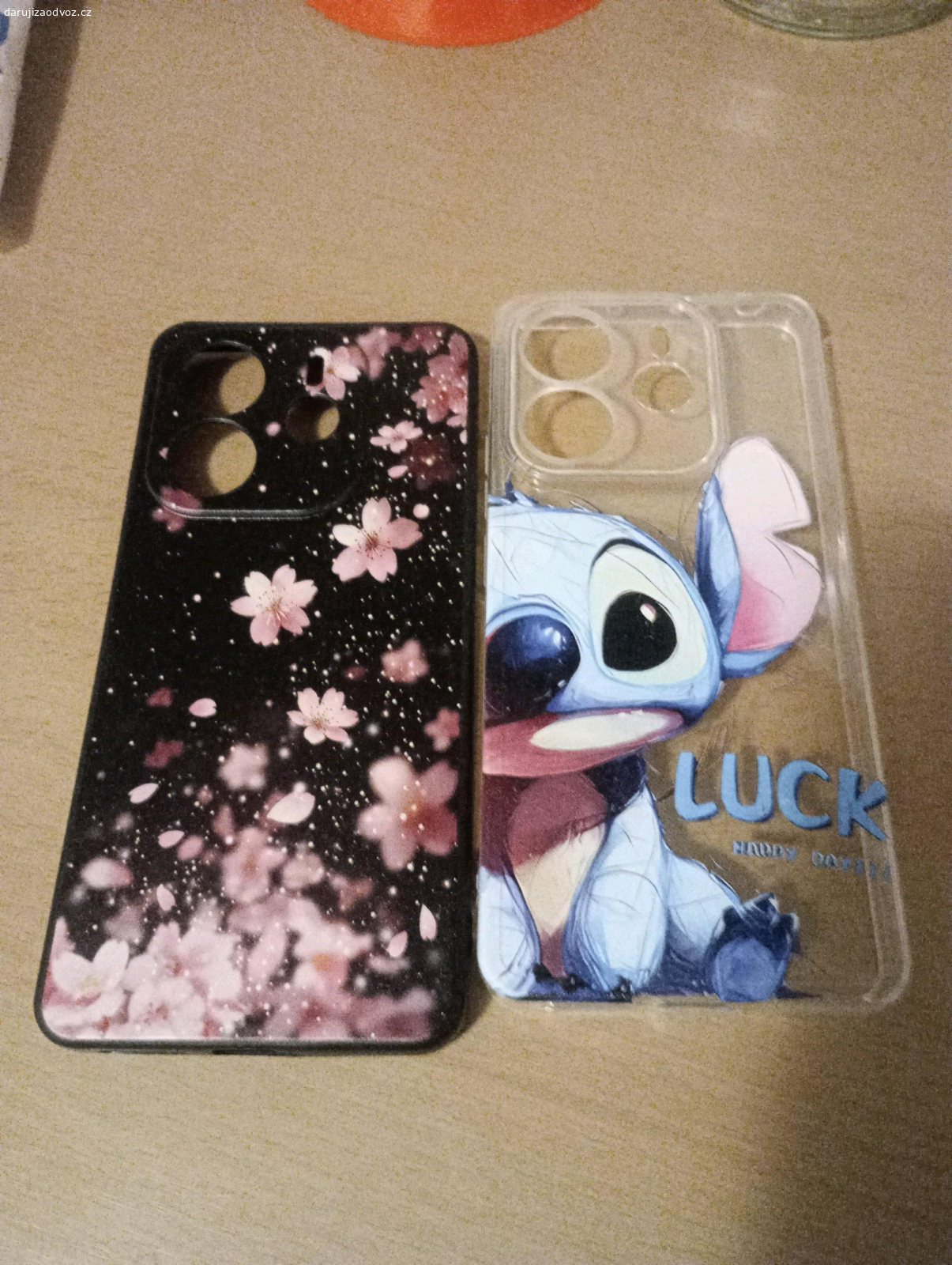 Obaly na telefon Xiaomi Redmi note14. Daruji nové dva obaly na telefon Xiaomi Redmi note 14