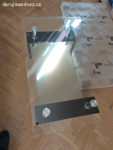 konferenční stolek