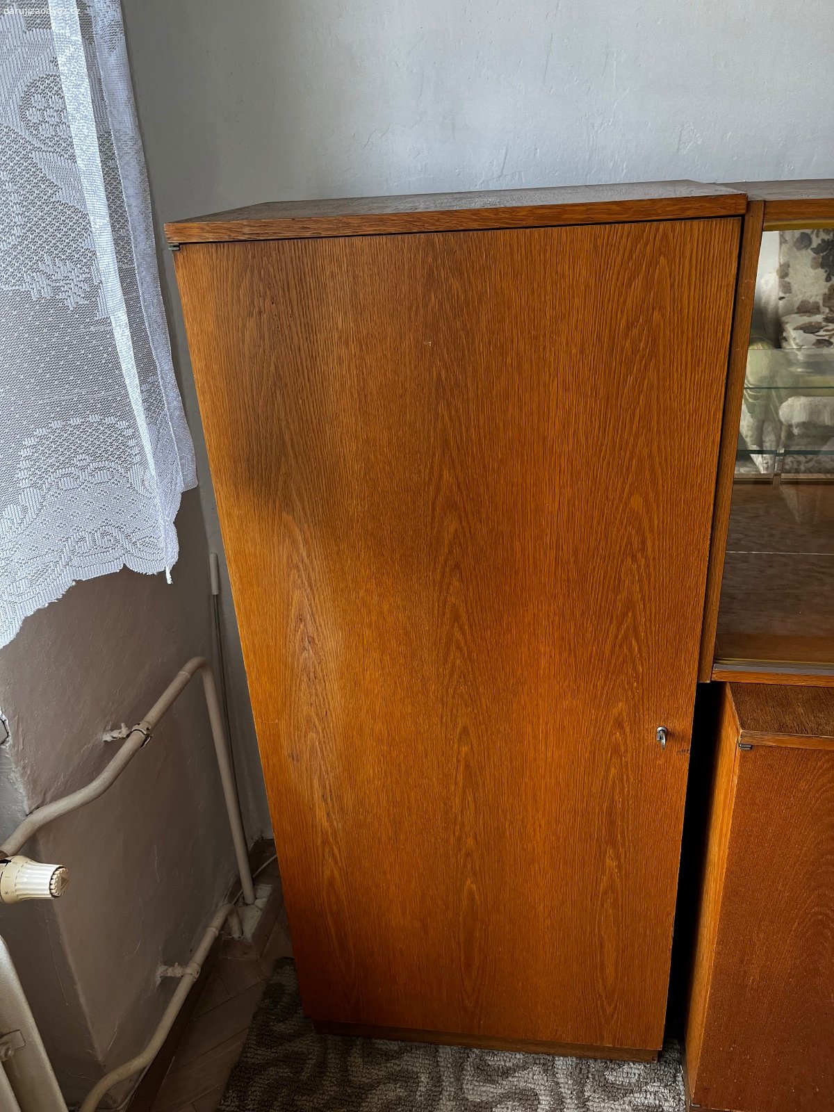 Obývací stěna. Daruji obývací stěnu komplet nebo i po částech, viz foto