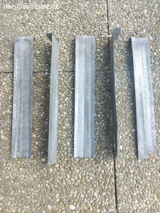 ocelové pozinkované a dřevěné špánky