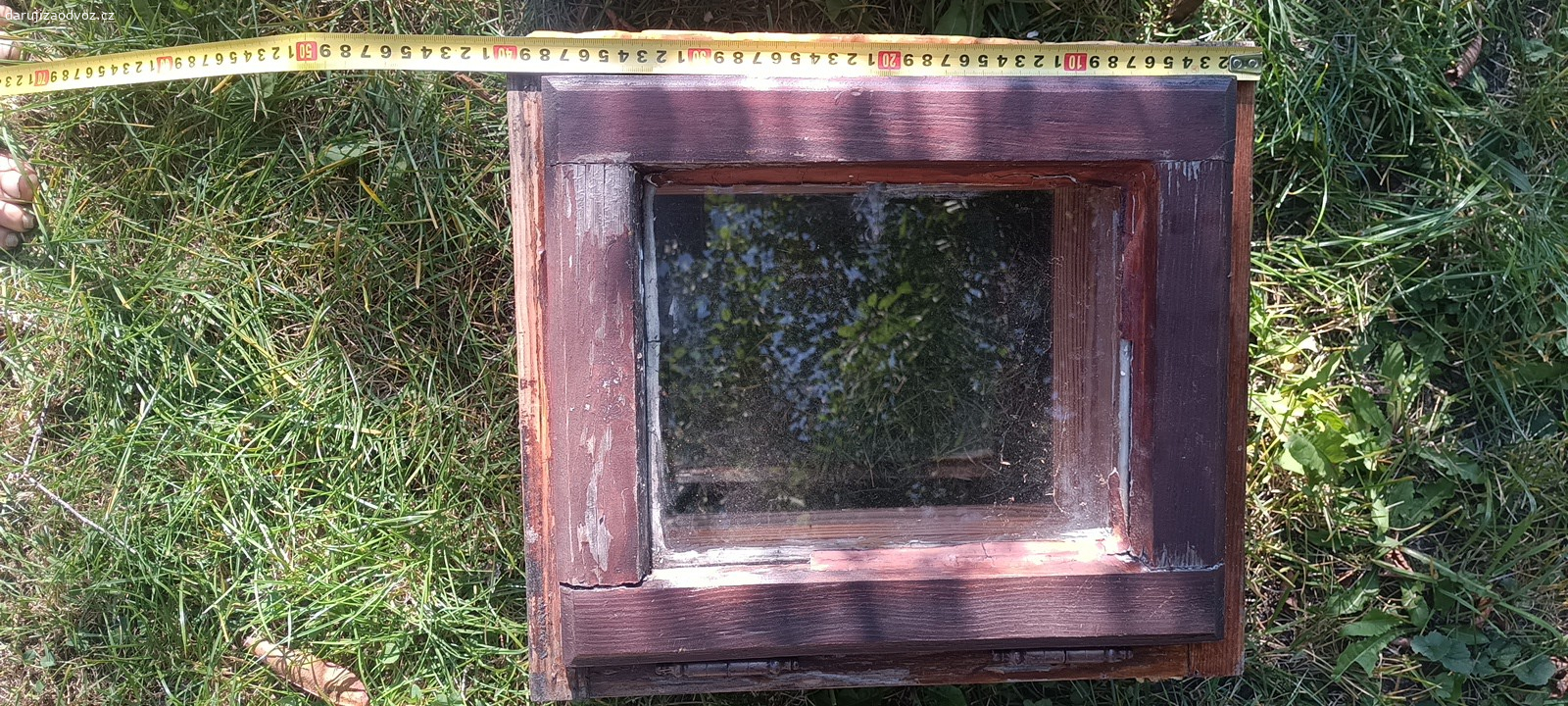 Okna dvojitá malá. použitá dvojitá okna, jedno ok, druhé ne