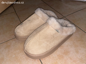 Pantofle boty